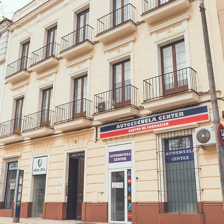 Apartamentos Puerta Sevilla Jerez de la Frontera Luaran gambar